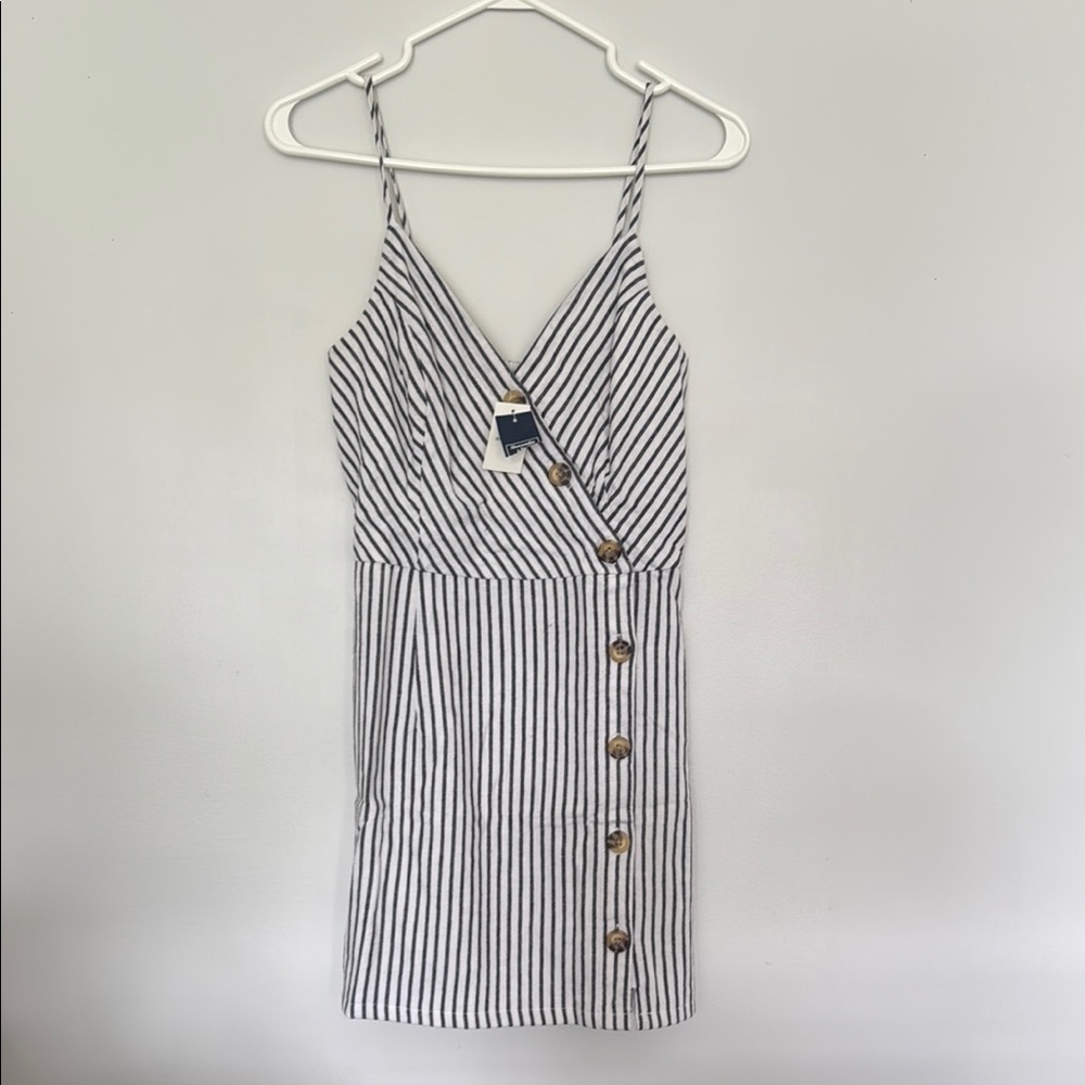 Abercrombie &‎ Fitch Navy and White Striped Mini Dress